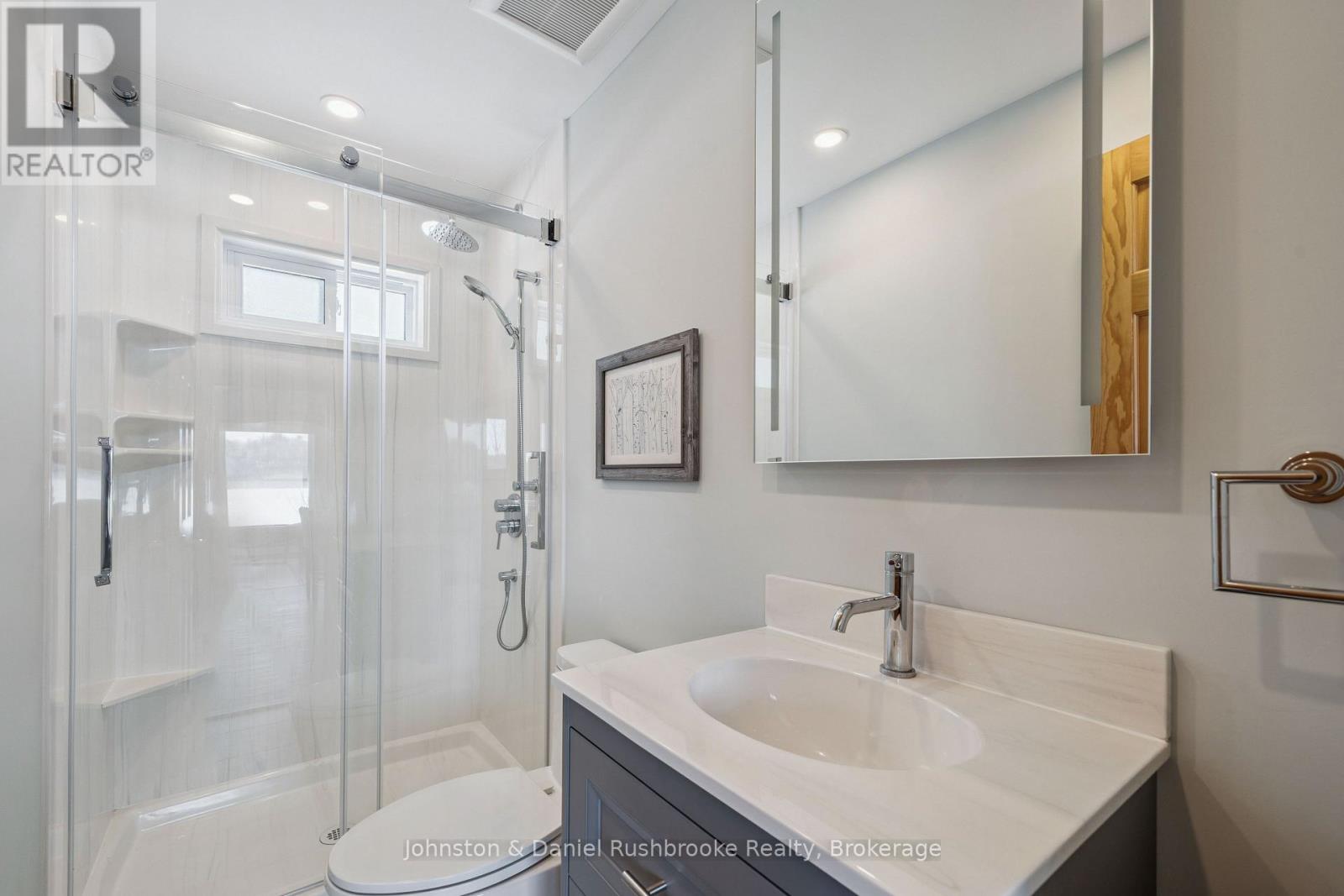 1075 Sandwood Drive, Muskoka Lakes, Ontario  P0B 1M0 - Photo 22 - X12904798