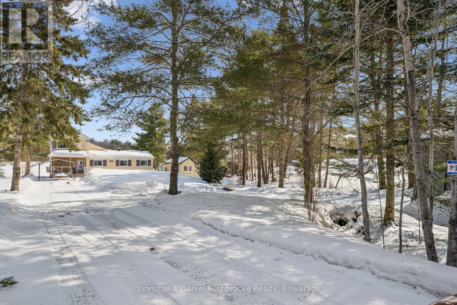 1075 Sandwood Drive, Muskoka Lakes, Ontario  P0B 1M0 - Photo 33 - X12904798