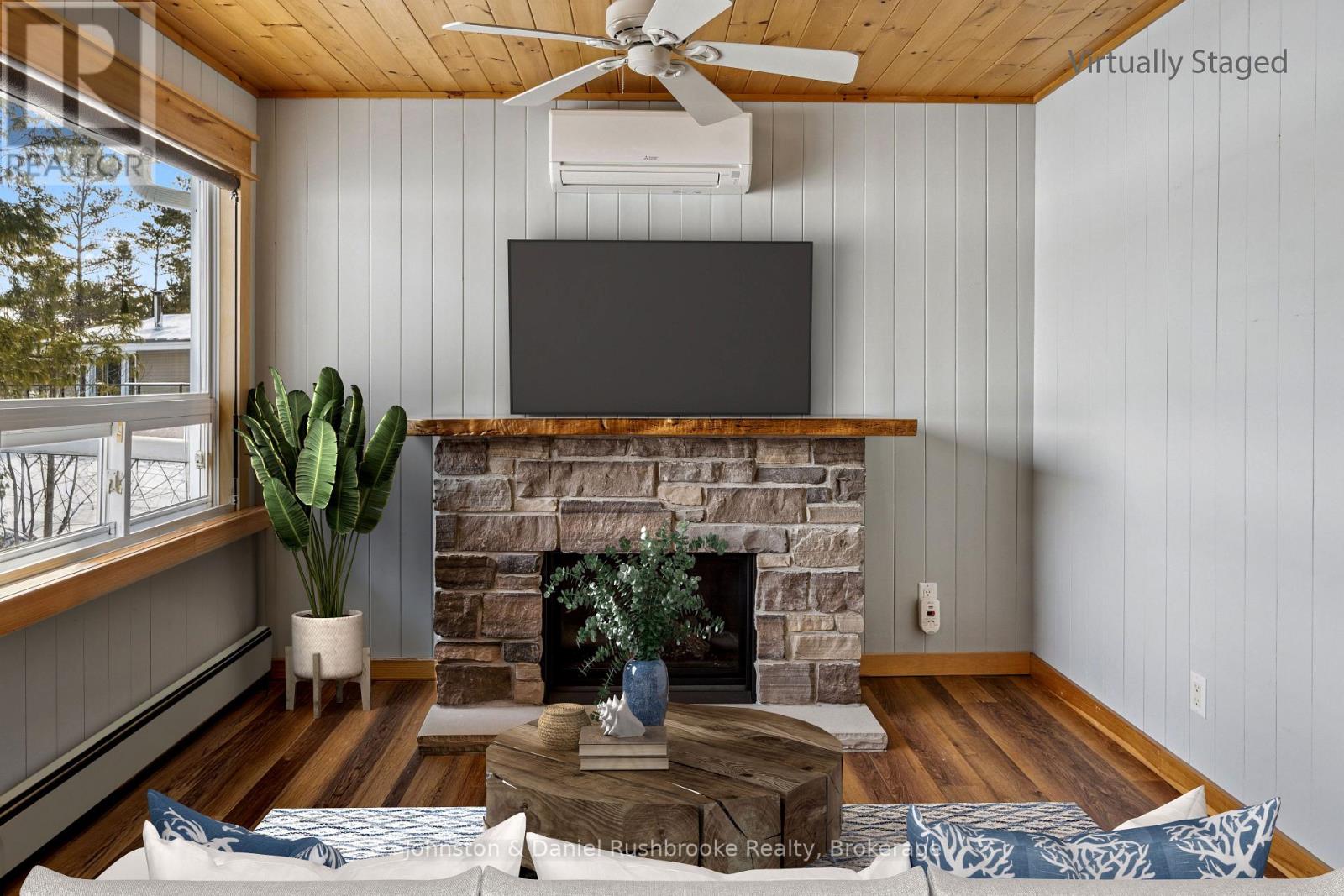 1075 Sandwood Drive, Muskoka Lakes, Ontario  P0B 1M0 - Photo 7 - X12904798