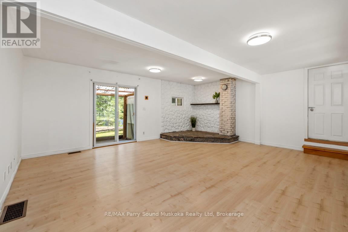 149 William, Parry Sound, Ontario  P2A 1W3 - Photo 20 - X12904818