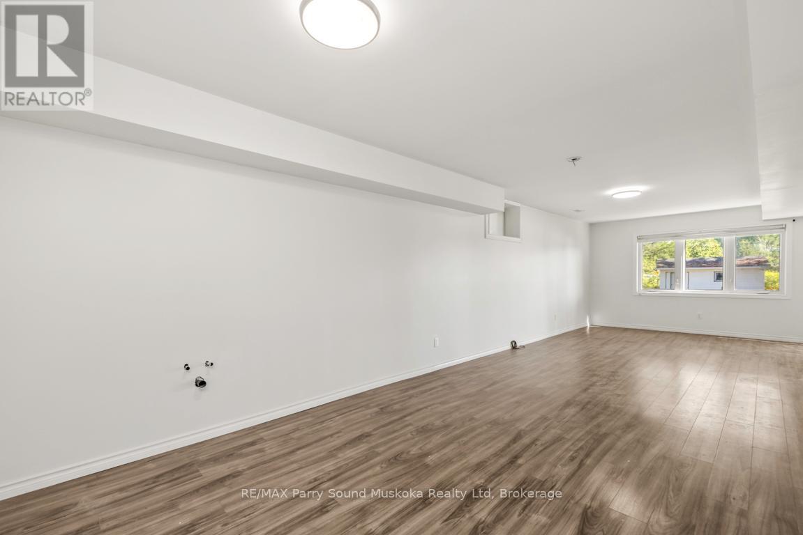 149 William, Parry Sound, Ontario  P2A 1W3 - Photo 36 - X12904818