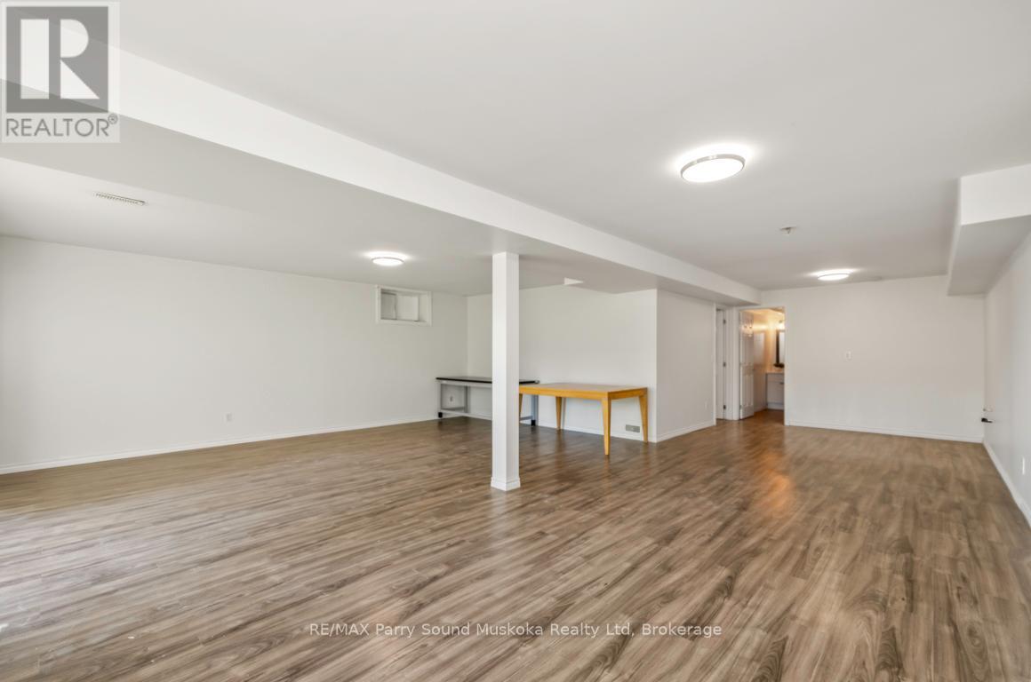 149 William, Parry Sound, Ontario  P2A 1W3 - Photo 37 - X12904818