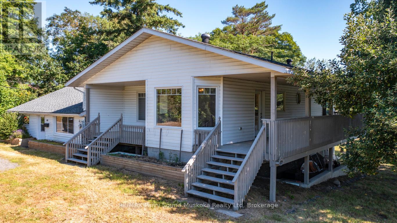 149 William, Parry Sound, Ontario  P2A 1W3 - Photo 8 - X12904818