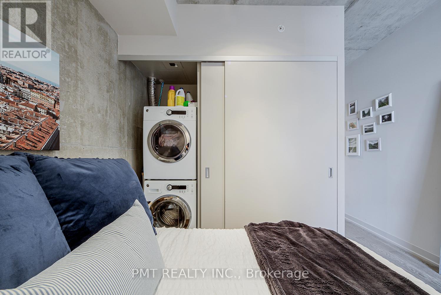 804 - 39 Brant Street, Toronto, Ontario  M5V 0M8 - Photo 16 - C12904782