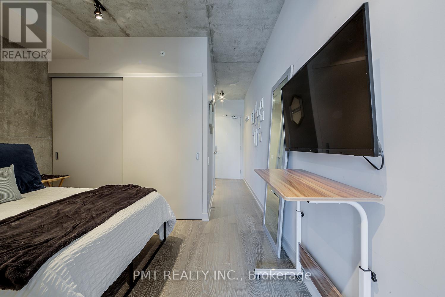 804 - 39 Brant Street, Toronto, Ontario  M5V 0M8 - Photo 6 - C12904782