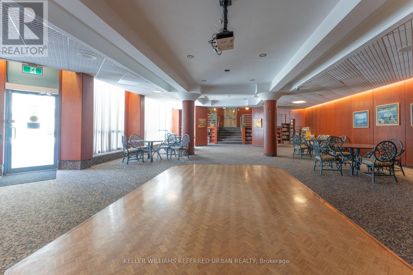 801 - 340 Watson Street W, Whitby, Ontario  L1N 9G1 - Photo 12 - E12904736