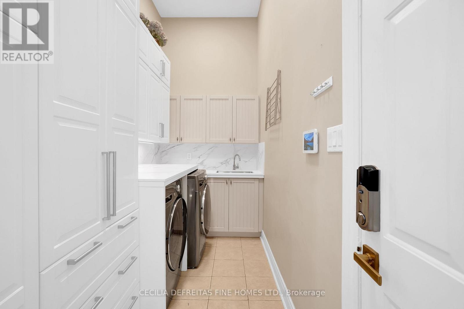 11 Beauvista Court, Vaughan, Ontario  L4H 3G6 - Photo 18 - N12904758