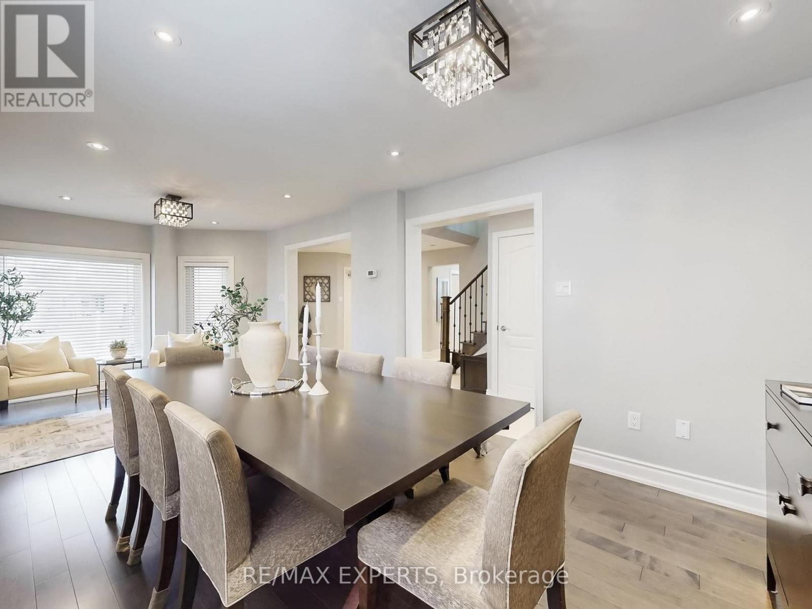 151 Veneto Drive, Vaughan, Ontario  L4L 8X6 - Photo 10 - N12904790