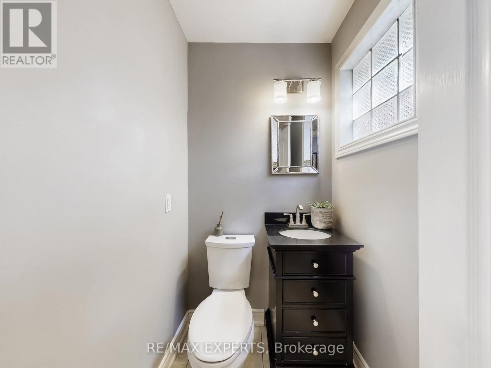 151 Veneto Drive, Vaughan, Ontario  L4L 8X6 - Photo 20 - N12904790