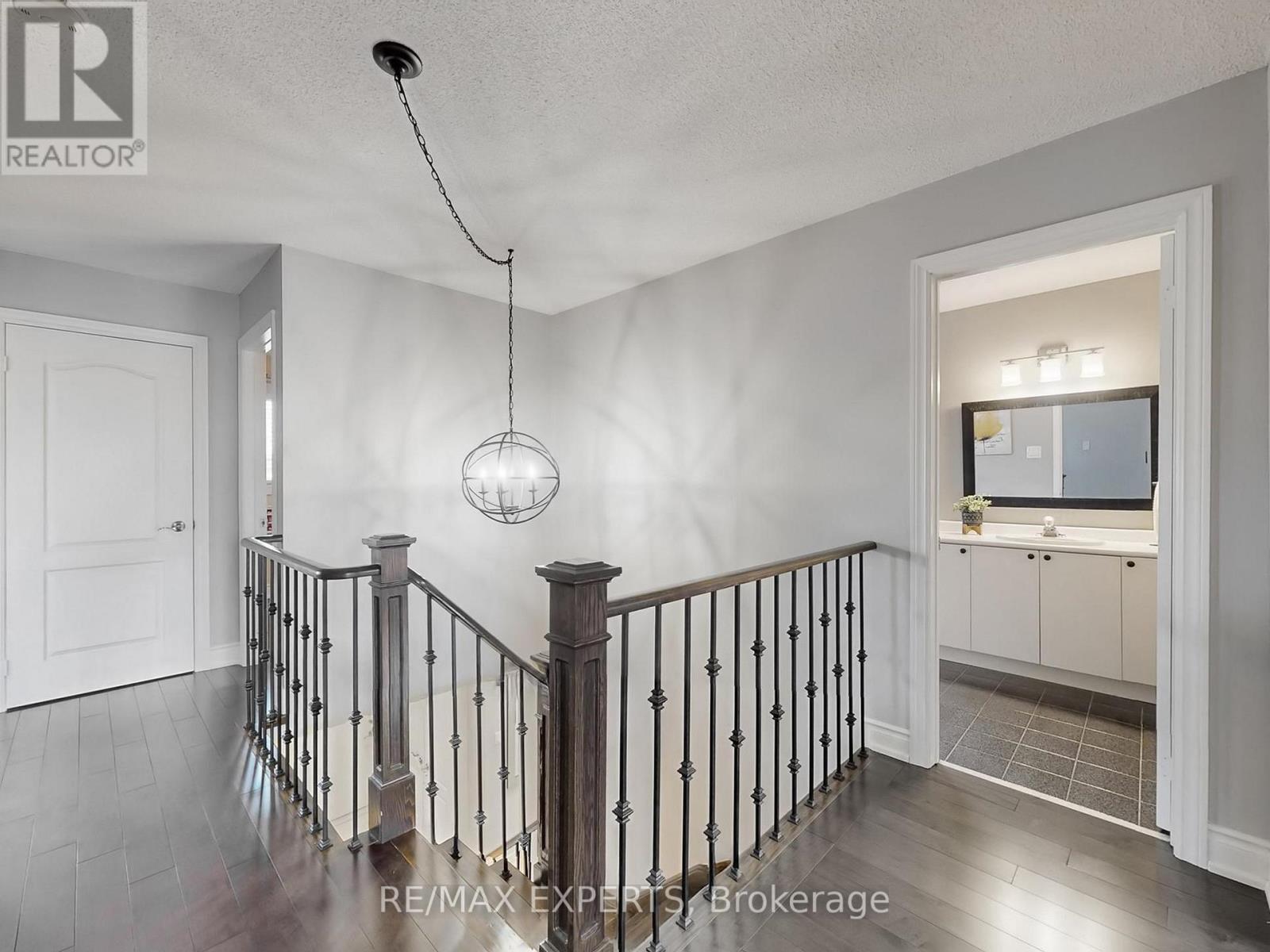 151 Veneto Drive, Vaughan, Ontario  L4L 8X6 - Photo 25 - N12904790