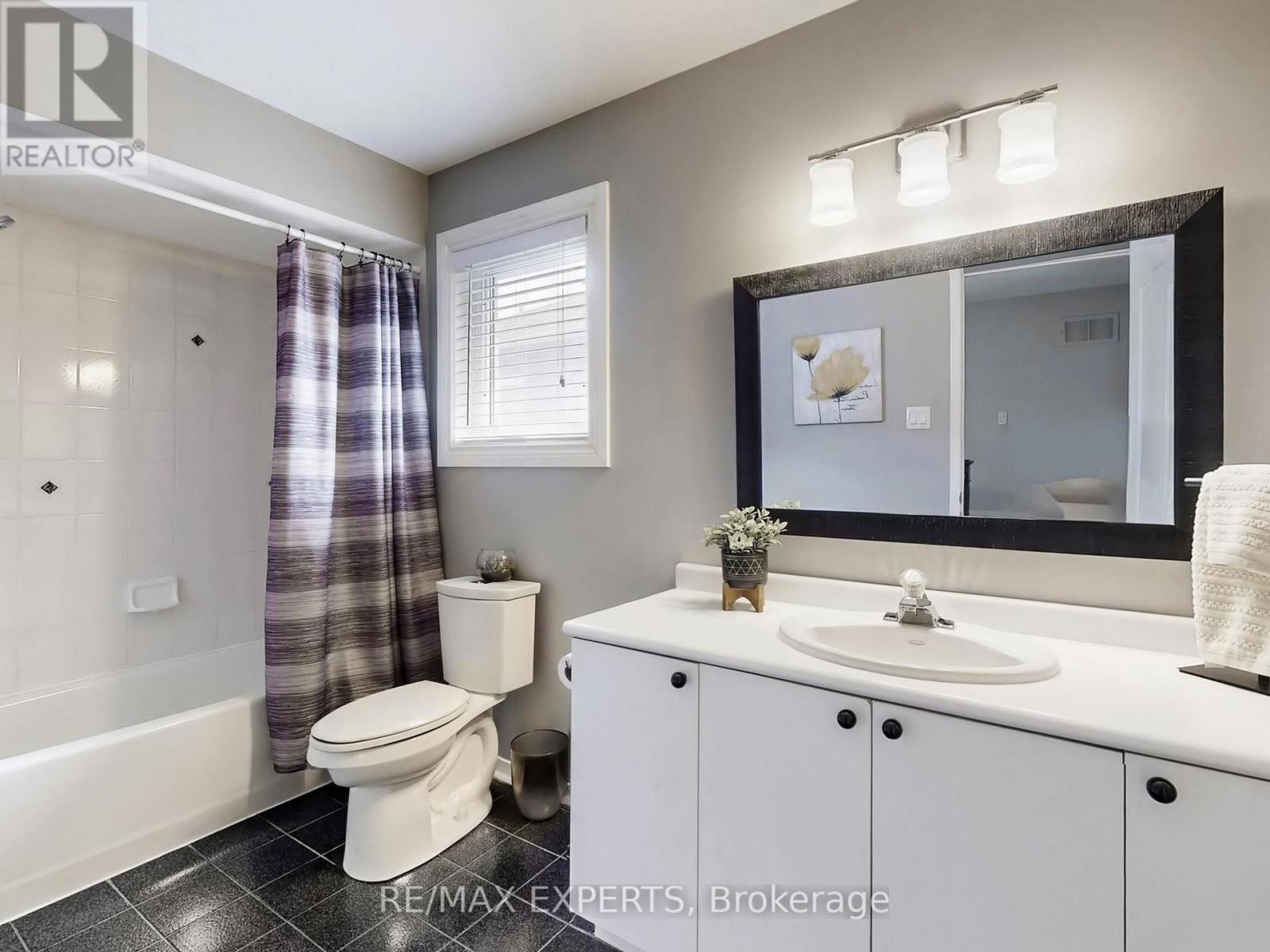 151 Veneto Drive, Vaughan, Ontario  L4L 8X6 - Photo 39 - N12904790