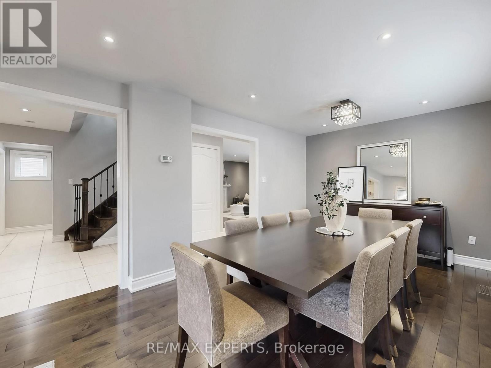 151 Veneto Drive, Vaughan, Ontario  L4L 8X6 - Photo 8 - N12904790