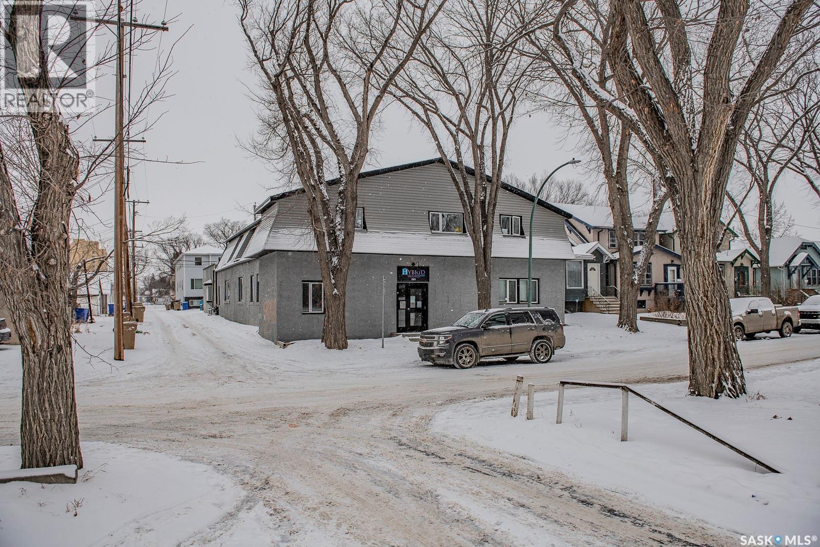 2023 Ottawa Street, Regina, Saskatchewan  S4P 1P9 - Photo 2 - SK030890