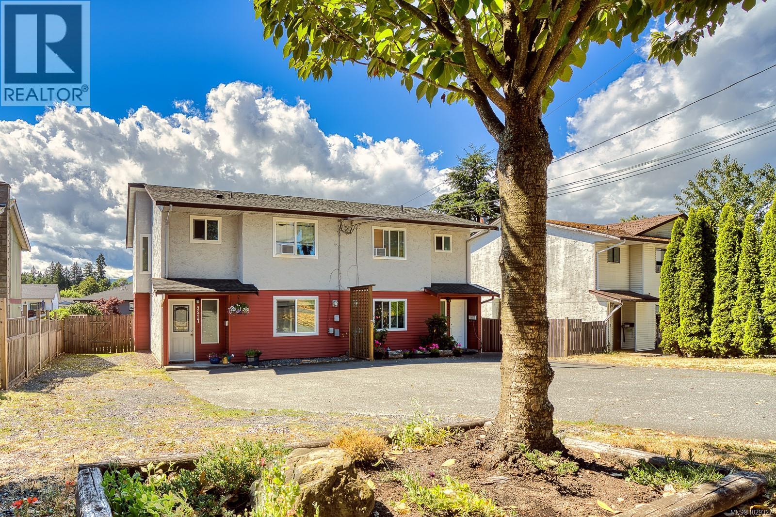 2517 Rosstown Rd, Nanaimo, British Columbia  V9T 3R9 - Photo 2 - 1029327