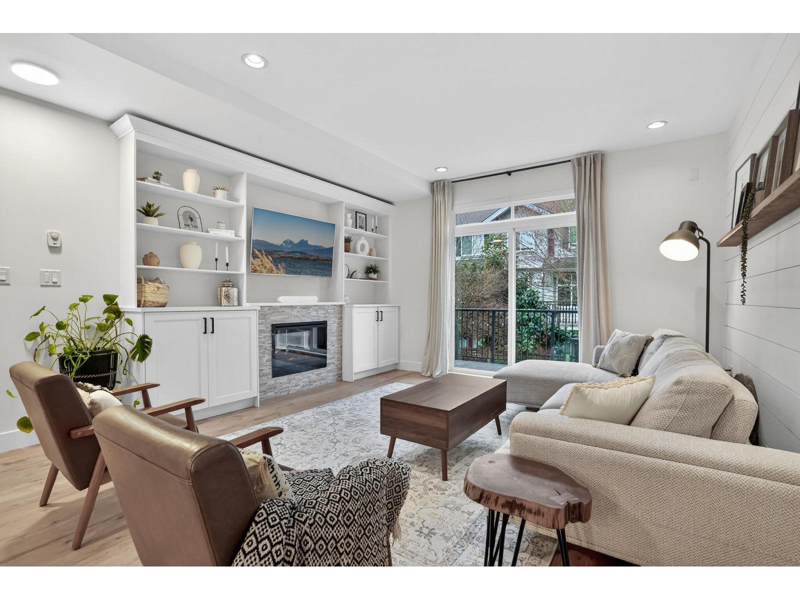 33 3039 156 Street, Surrey, British Columbia  V3Z 6T5 - Photo 1 - R3101342