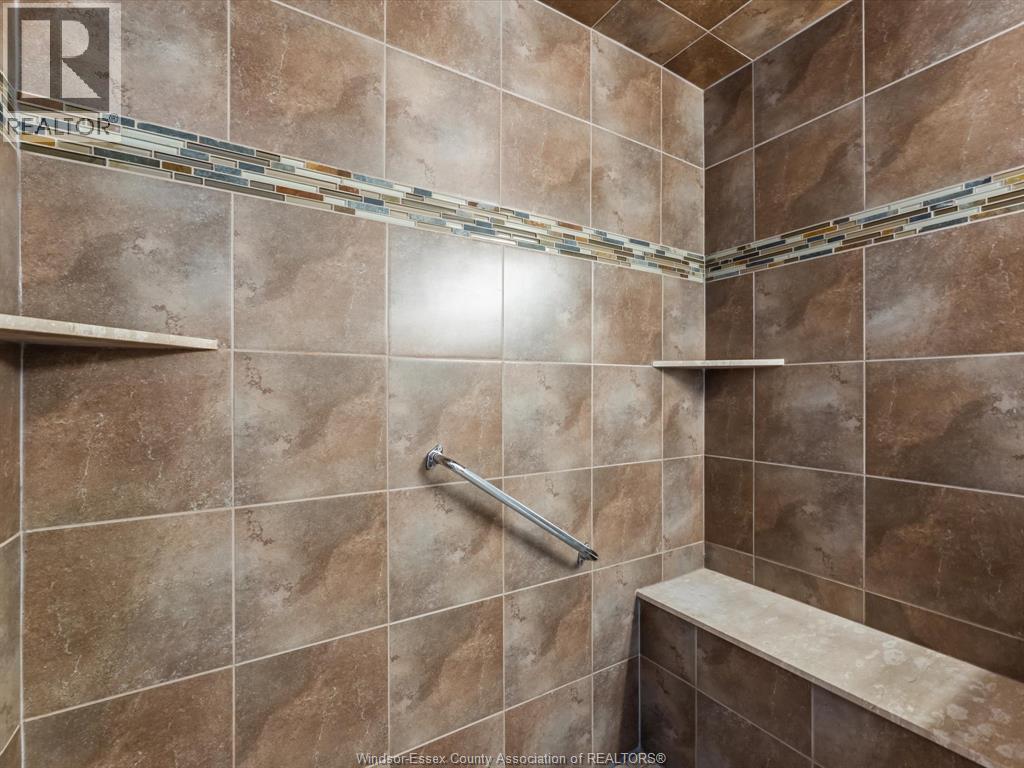 2100 Angelina, Lasalle, Ontario  N9H 0A3 - Photo 25 - 26005814