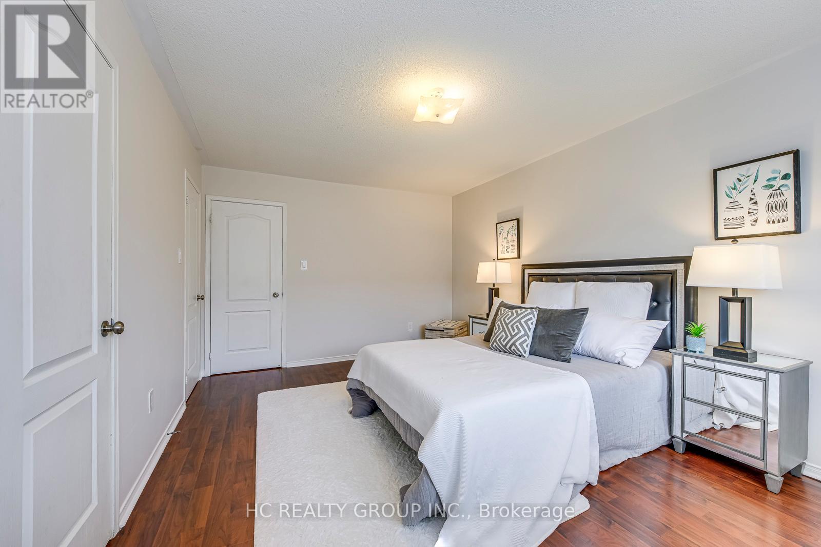 2344 Stone Glen Crescent, Oakville, Ontario  L6M 0C7 - Photo 19 - W12904760