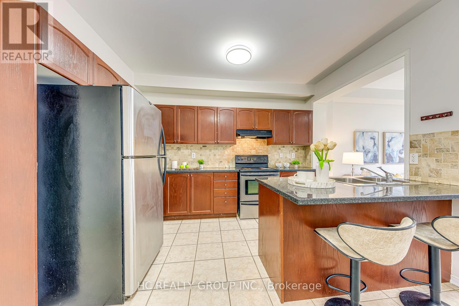 2344 Stone Glen Crescent, Oakville, Ontario  L6M 0C7 - Photo 8 - W12904760