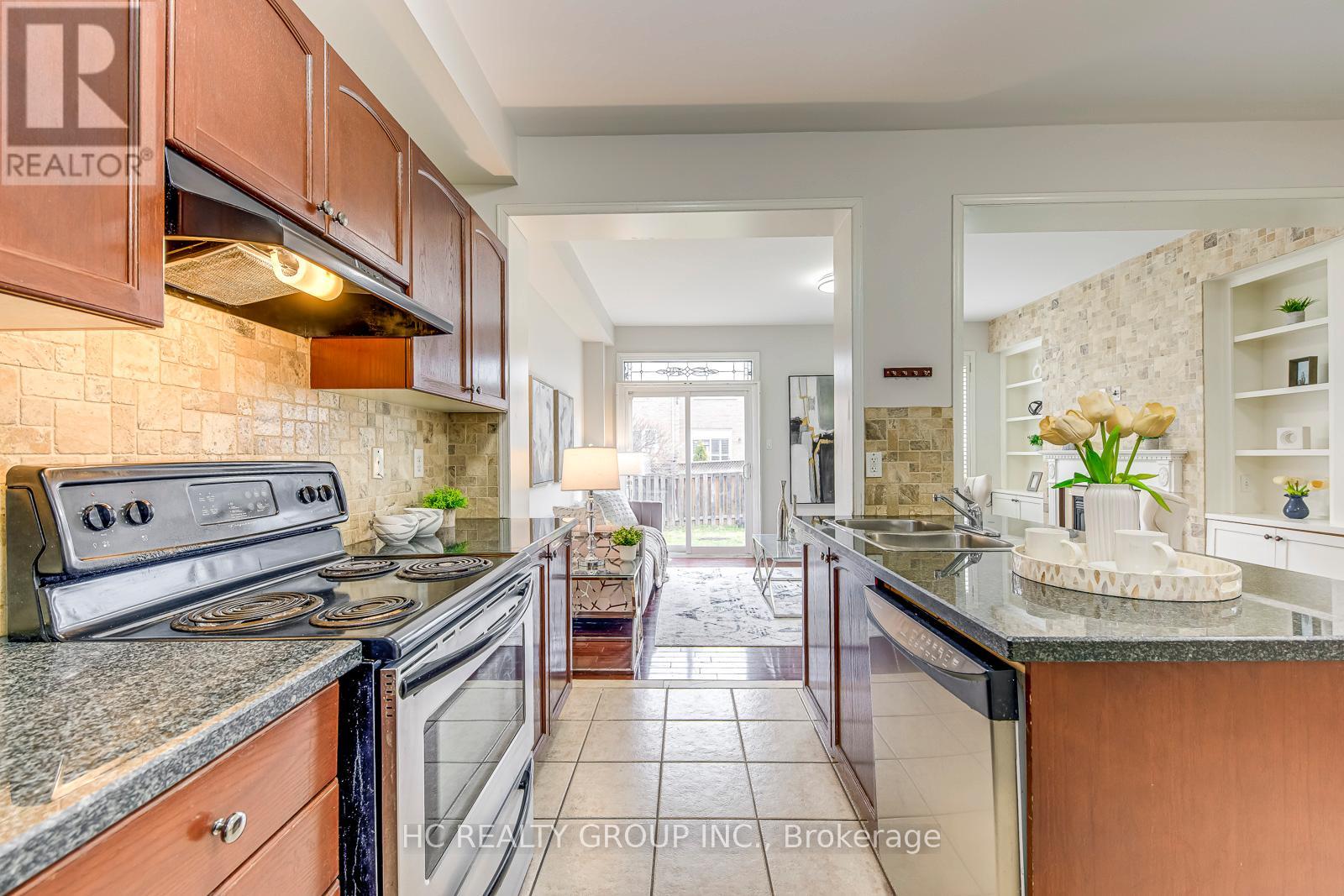 2344 Stone Glen Crescent, Oakville, Ontario  L6M 0C7 - Photo 9 - W12904760