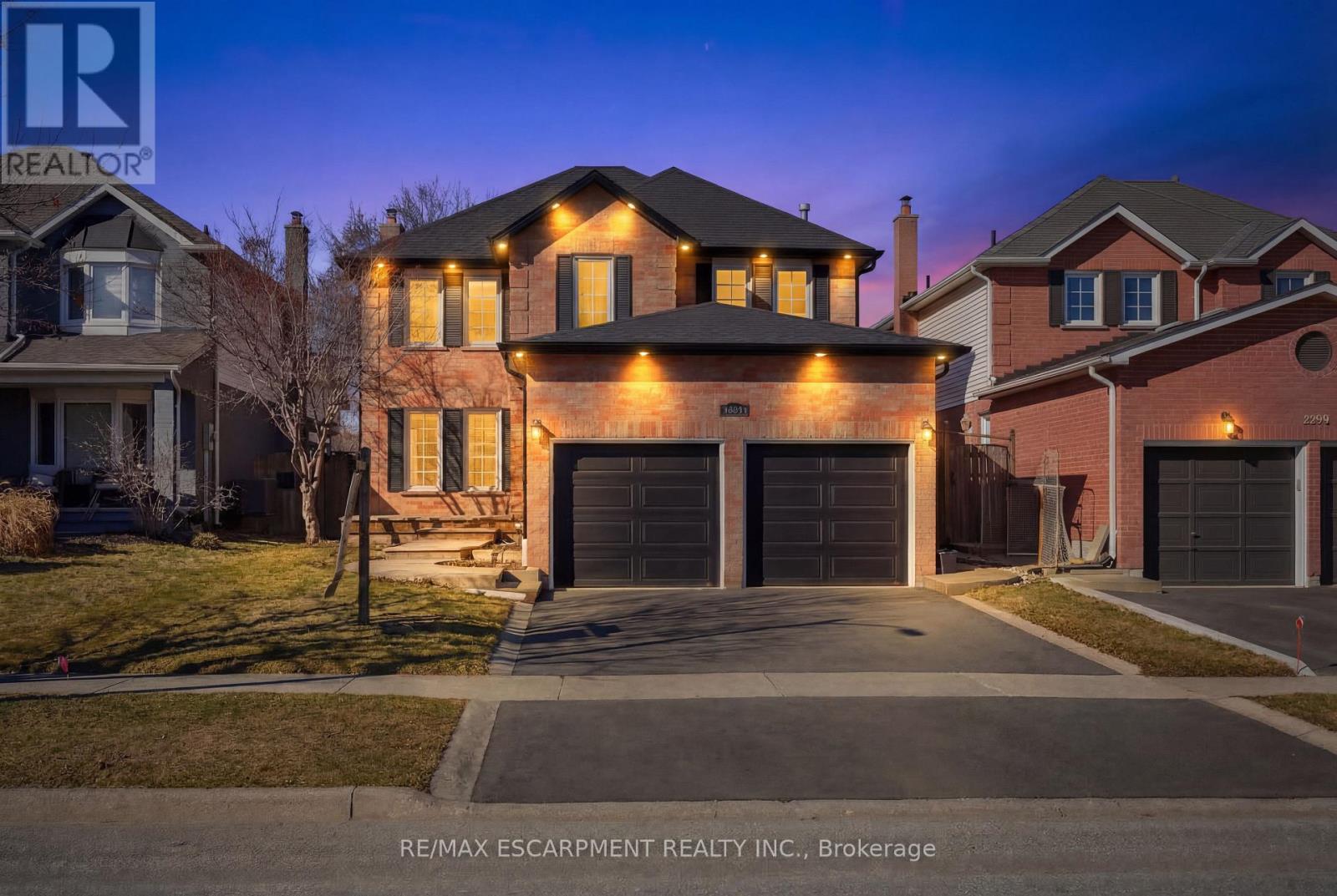 2443 NEWPORT STREET, Burlington, Ontario