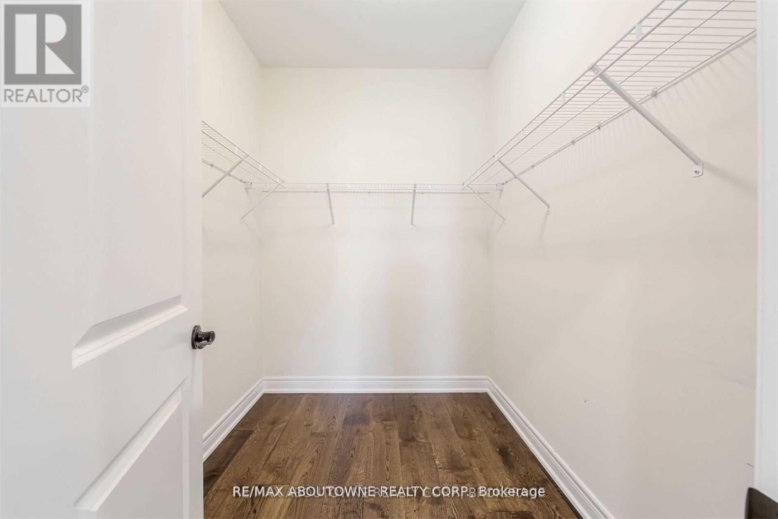 206 Jessie Caverhill Passage, Oakville, Ontario  L6M 0Z6 - Photo 17 - W12904780