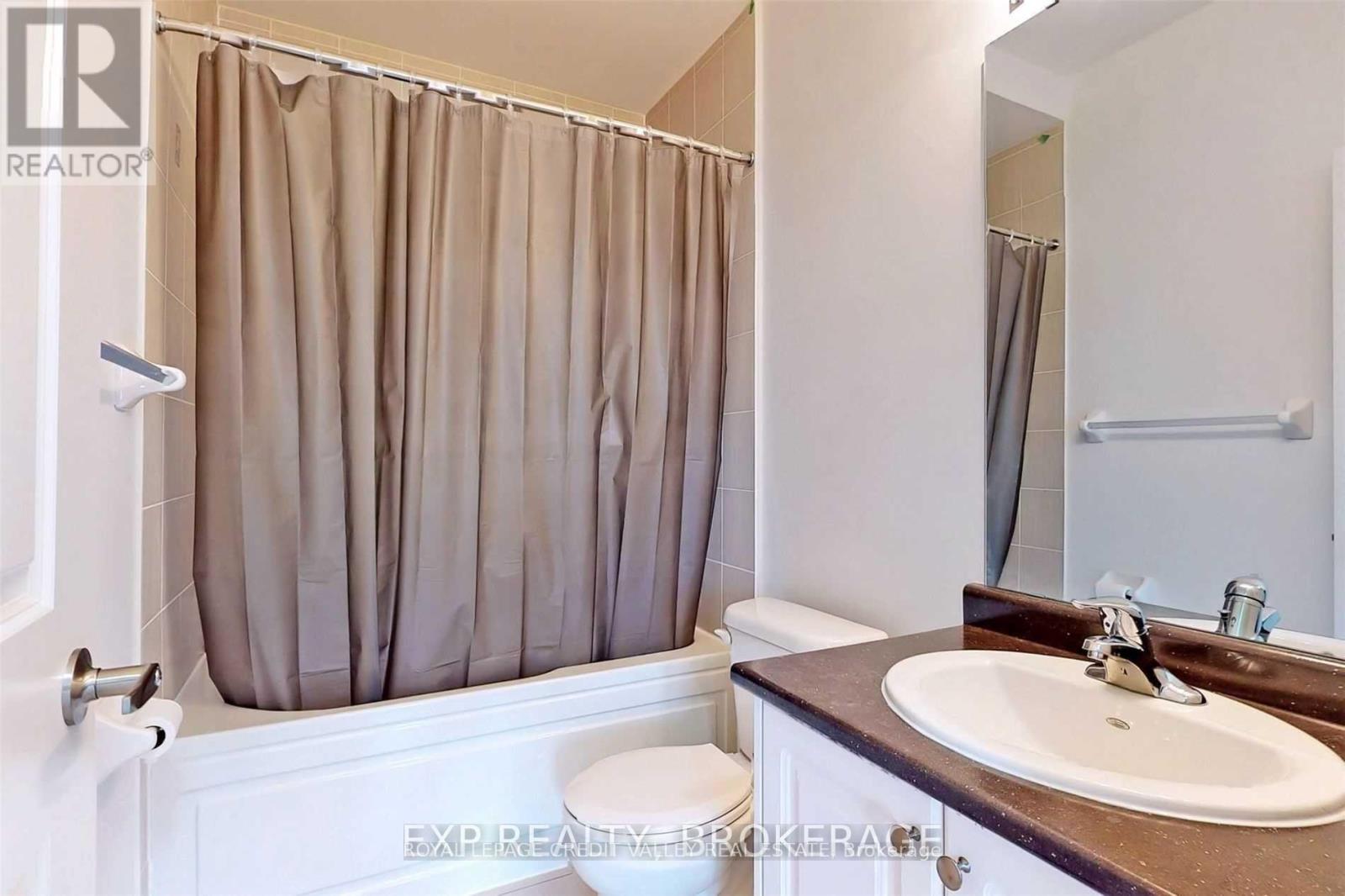 4 Haymarket Drive, Brampton, Ontario  L4A 5C3 - Photo 21 - W12904810