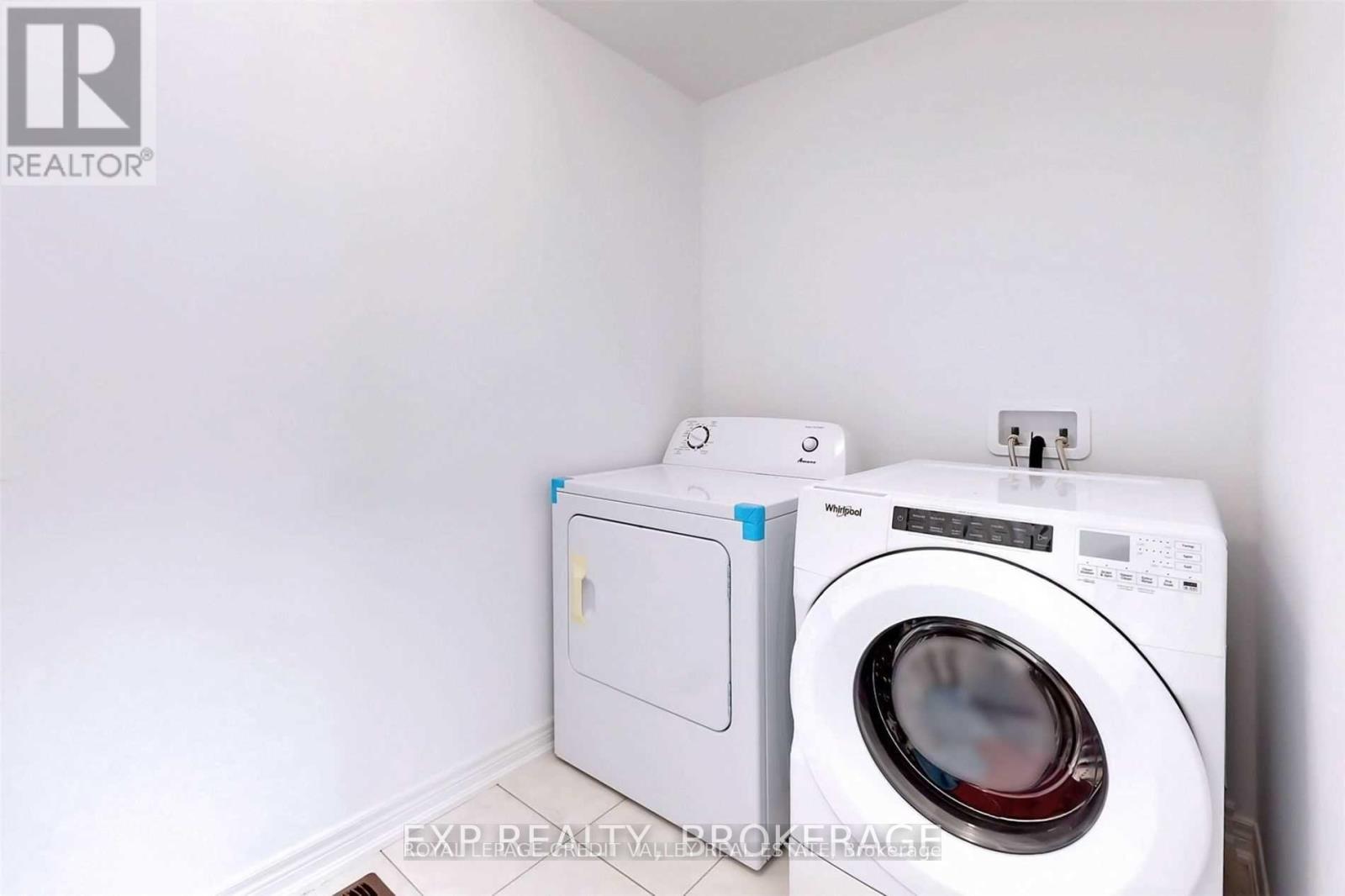 4 Haymarket Drive, Brampton, Ontario  L4A 5C3 - Photo 28 - W12904810