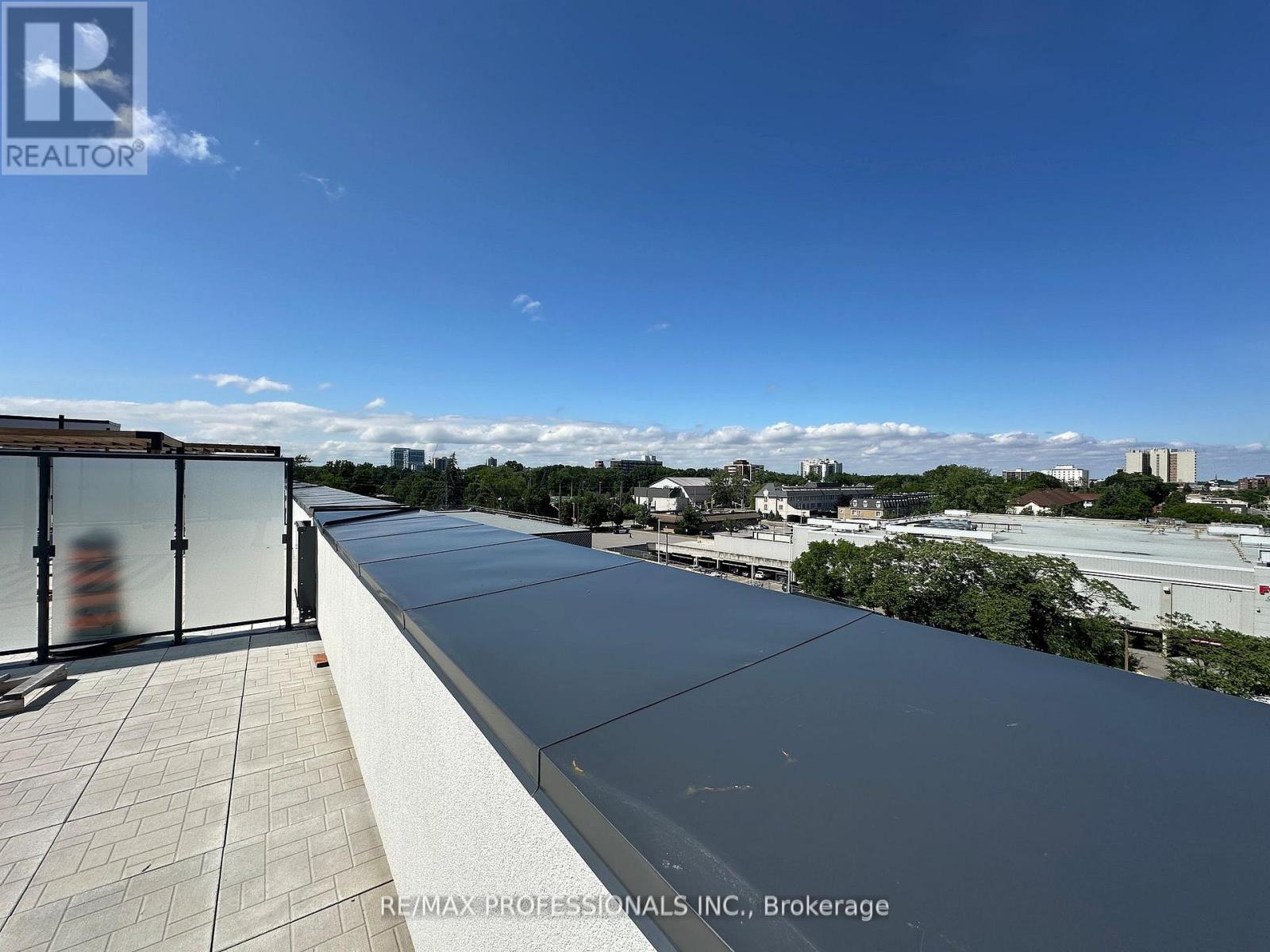 410 - 123 Maurice Drive, Oakville, Ontario  L6K 2W6 - Photo 28 - W12904822