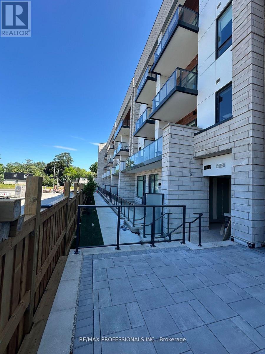 410 - 123 Maurice Drive, Oakville, Ontario  L6K 2W6 - Photo 29 - W12904822