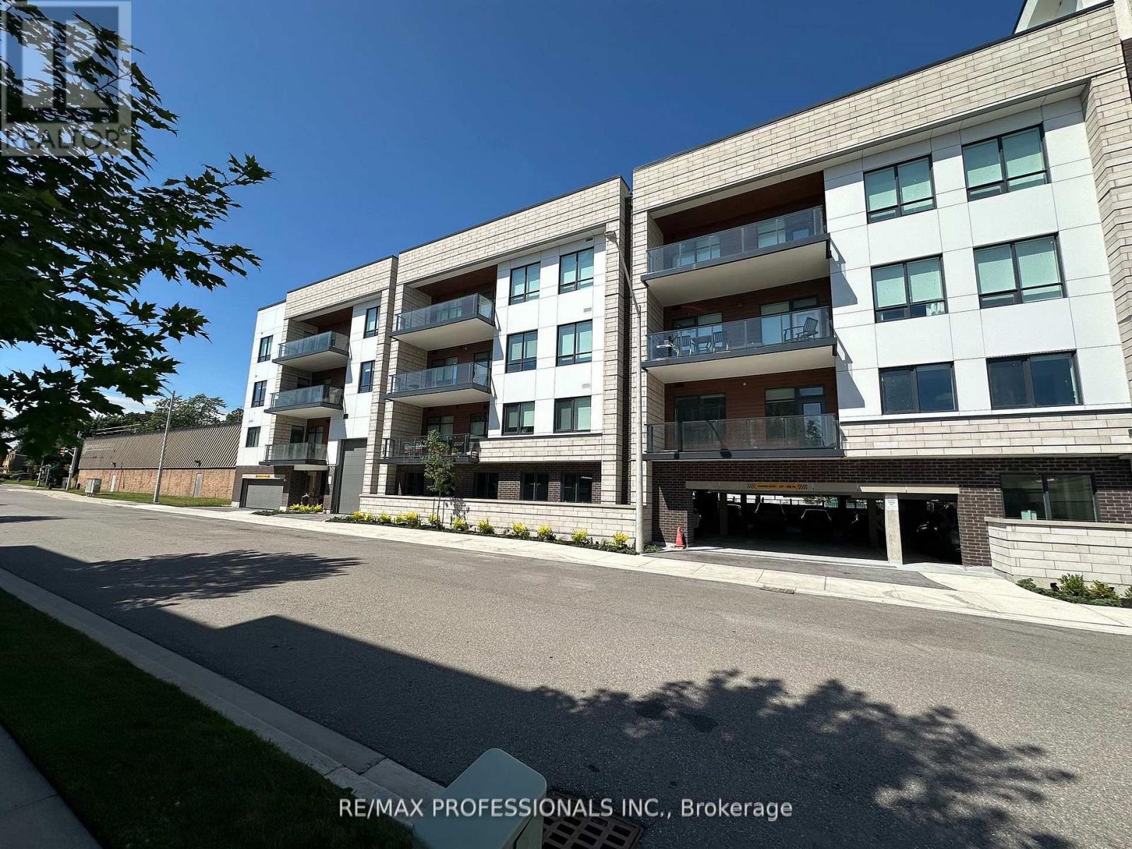 410 - 123 Maurice Drive, Oakville, Ontario  L6K 2W6 - Photo 34 - W12904822