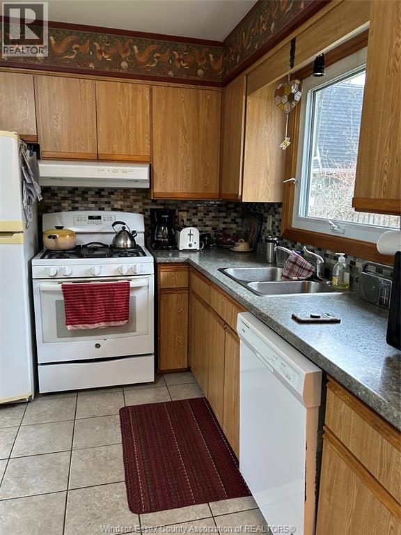 45 Arthur Street South, Harrow, Ontario  N0R 1G0 - Photo 2 - 26005841