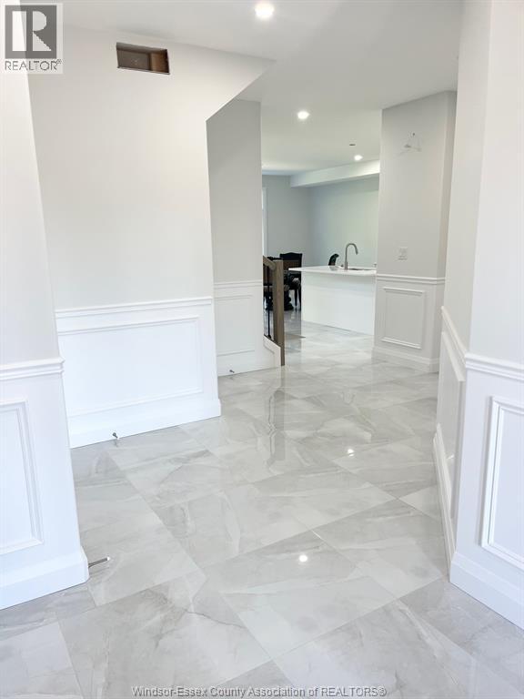 33 Eagle, Leamington, Ontario  N8H 3V4 - Photo 4 - 26005859