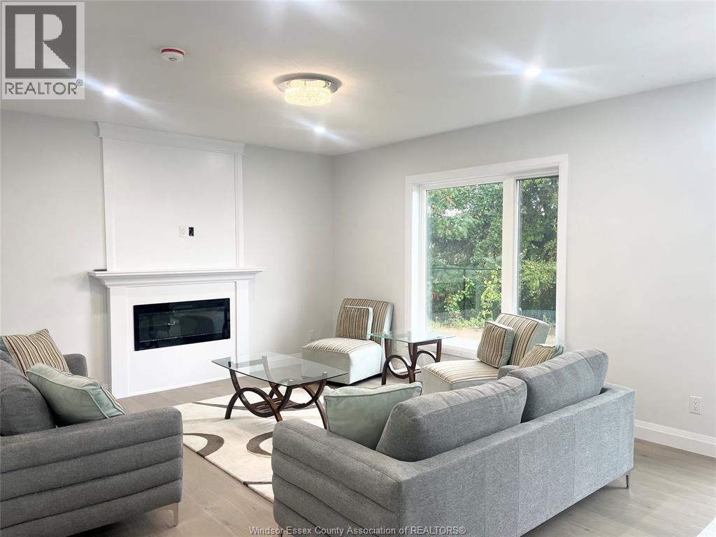 33 Eagle, Leamington, Ontario  N8H 3V4 - Photo 8 - 26005859