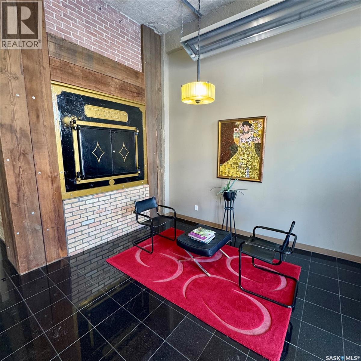 301 12 23rd Street E, Saskatoon, Saskatchewan  S7K 0H5 - Photo 3 - SK030961