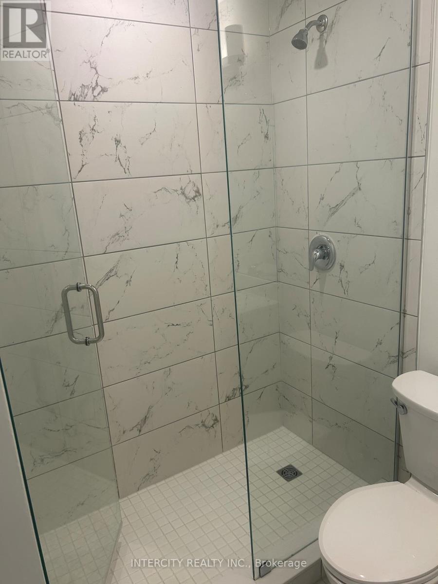 216 - 461 Green Road, Hamilton, Ontario  L8E 5B4 - Photo 8 - X12904792