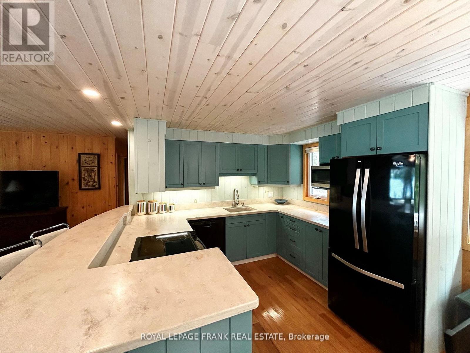 2295 Stony Lake Isl 17, North Kawartha, Ontario  K0L 2H0 - Photo 8 - X12903944