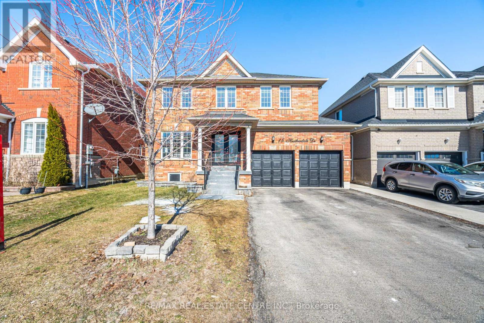 15 HEATHERDALE DRIVE, Brampton, Ontario