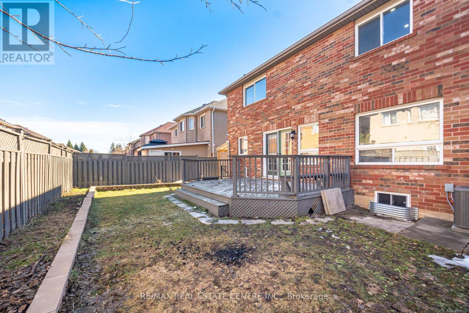 15 Heatherdale Drive, Brampton, Ontario  L7A 2H6 - Photo 48 - W12869482