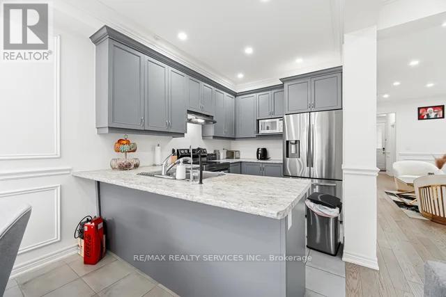 24 Benhurst Crescent, Brampton, Ontario  L7A 5A2 - Photo 13 - W12871062