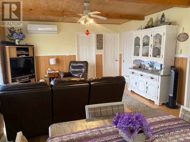 272 Cedar Sands Road S, Rideau Lakes, Ontario  K0E 1N0 - Photo 14 - X12904022