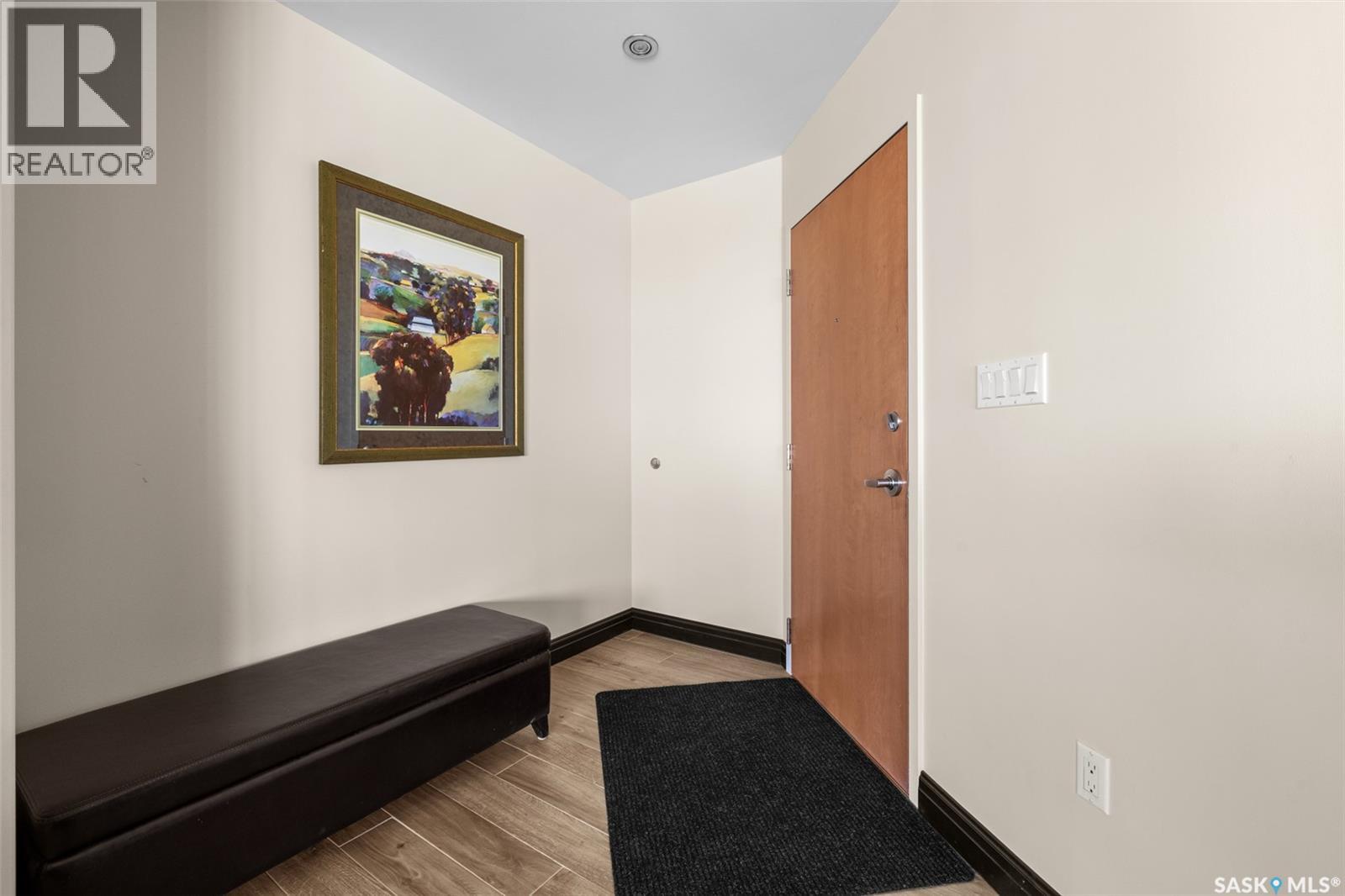 Ph208 1914 Hamilton Street, Regina, Saskatchewan  S4P 3N6 - Photo 6 - SK030917