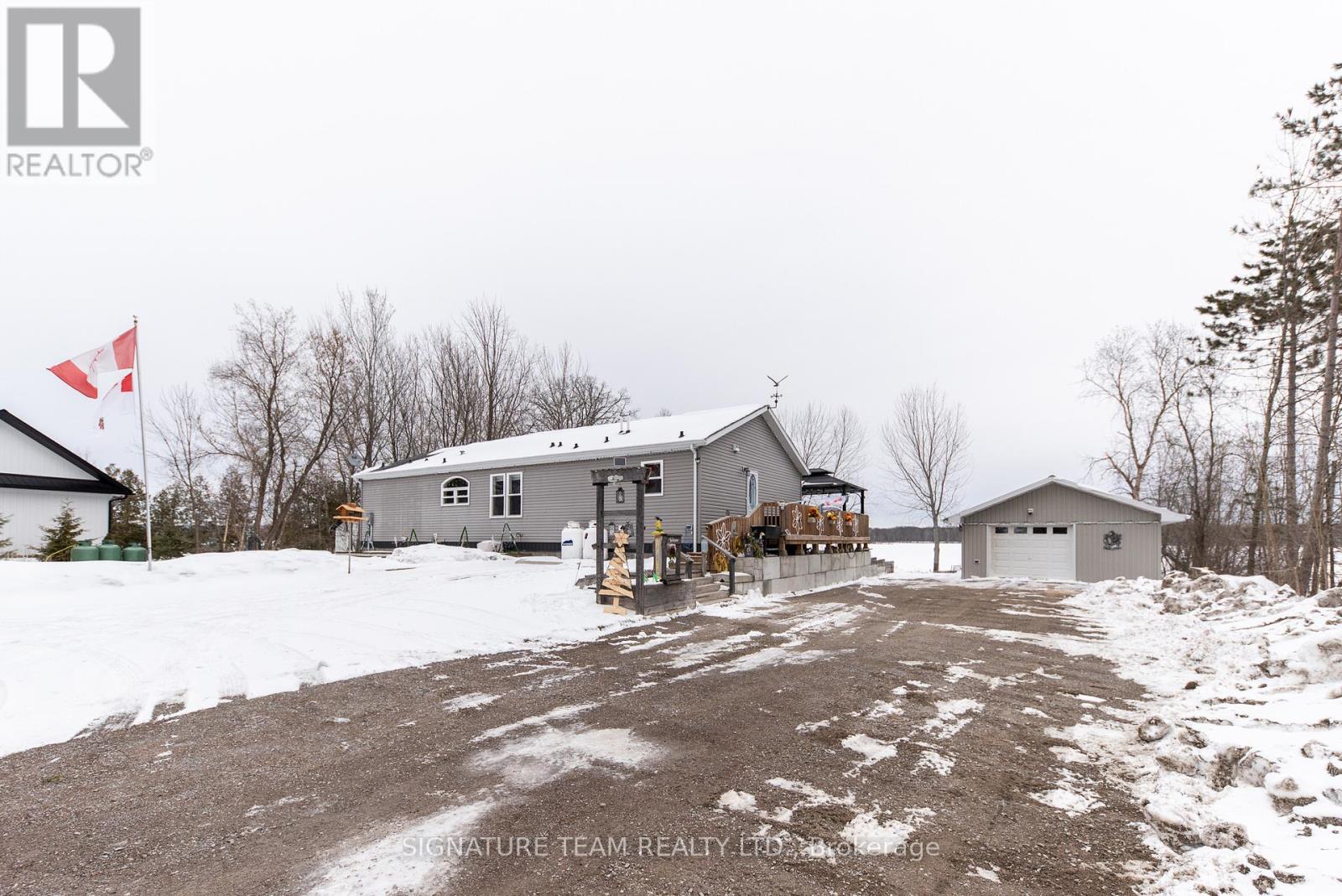428 Lacroix Bay Road, Whitewater Region, Ontario  K0J 2L0 - Photo 11 - X12904970