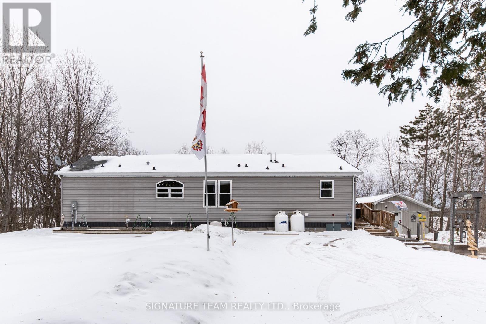 428 Lacroix Bay Road, Whitewater Region, Ontario  K0J 2L0 - Photo 13 - X12904970