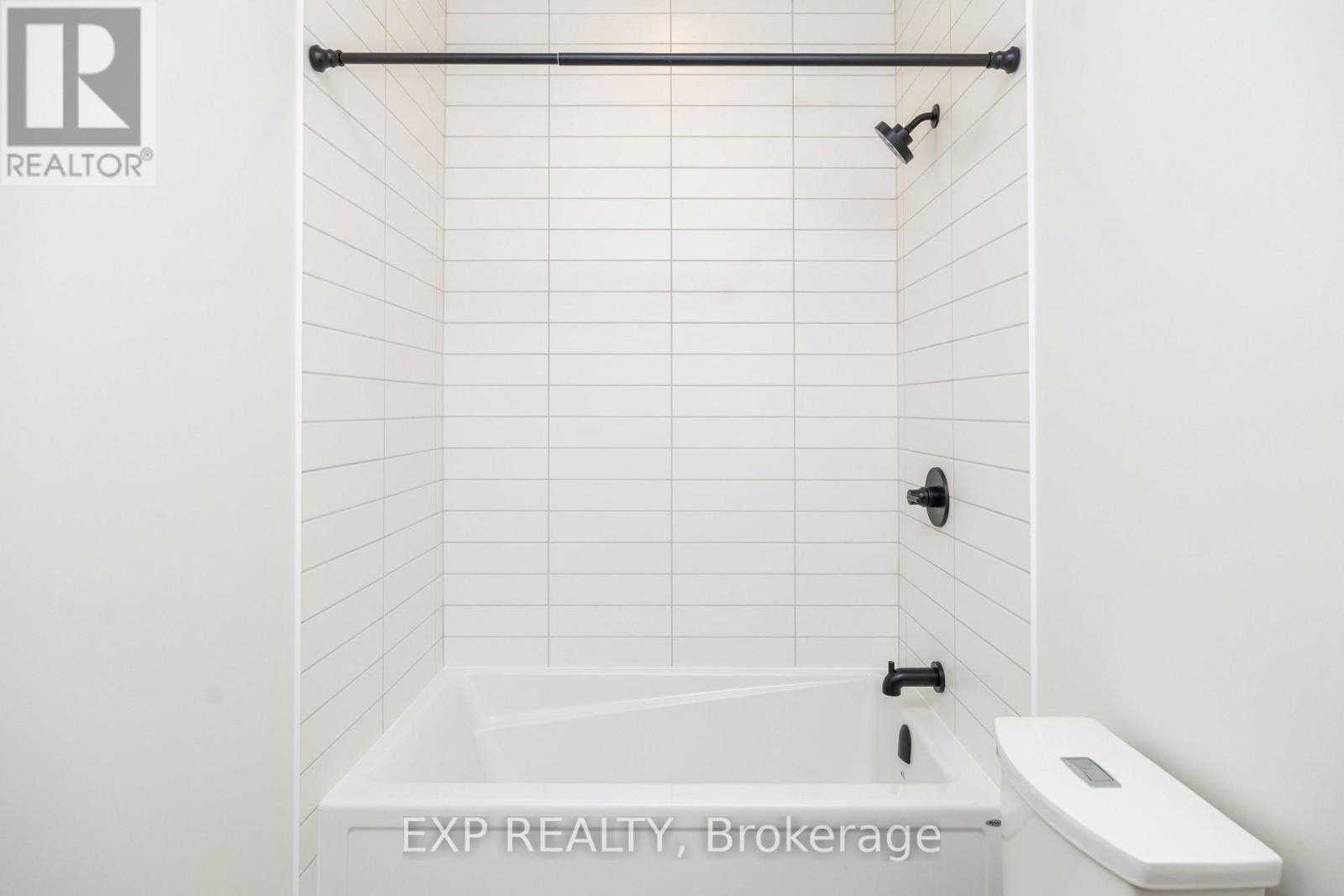 228 Trudeau Crescent, Russell, Ontario  K4R 1E5 - Photo 27 - X12904890