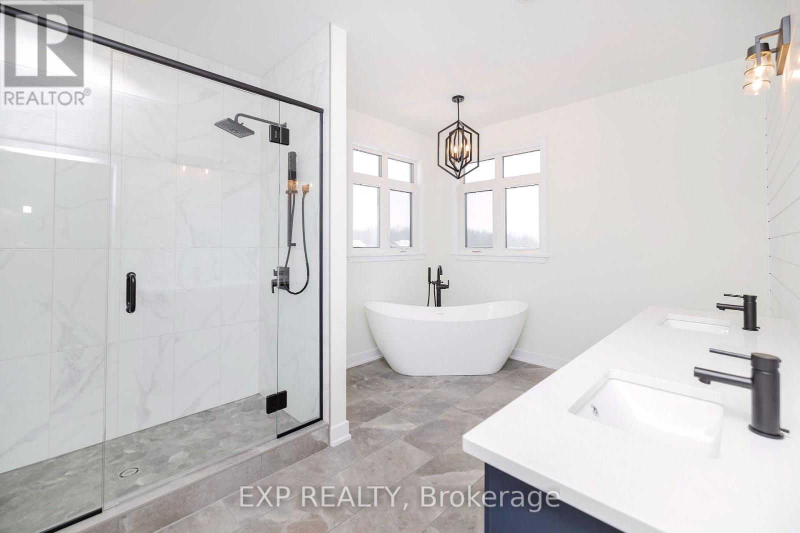 228 Trudeau Crescent, Russell, Ontario  K4R 1E5 - Photo 32 - X12904890