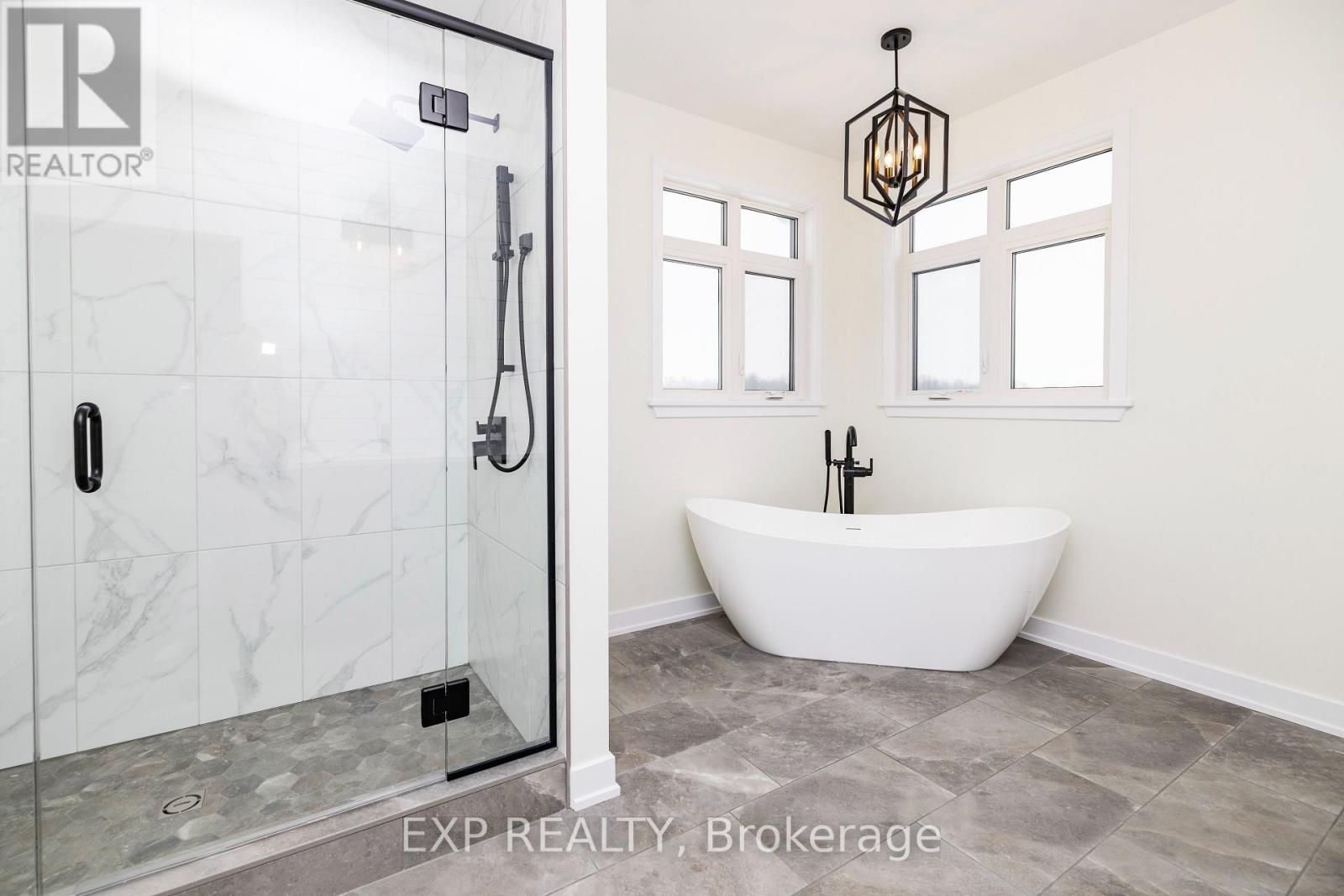 228 Trudeau Crescent, Russell, Ontario  K4R 1E5 - Photo 33 - X12904890