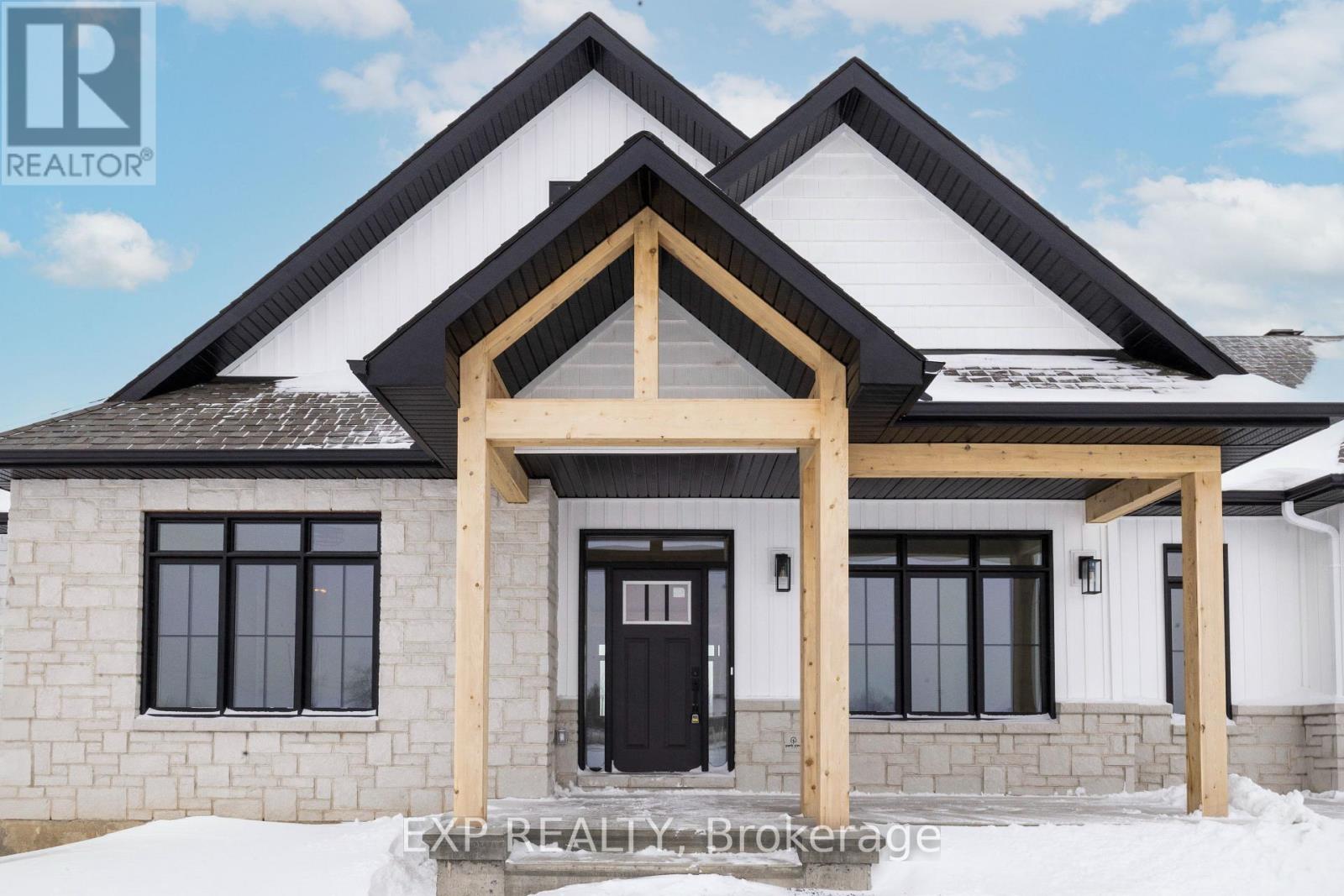 228 Trudeau Crescent, Russell, Ontario  K4R 1E5 - Photo 4 - X12904890