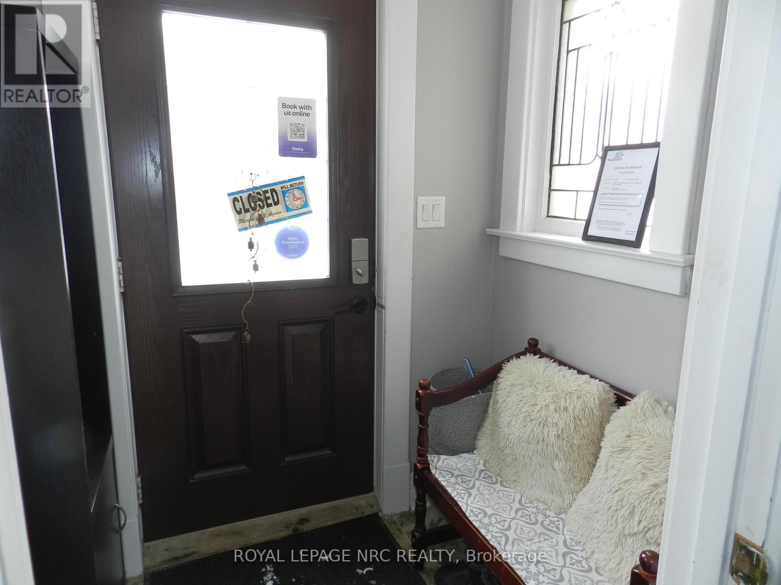 Unit # 3 - 6981 Lundy's Lane W, Niagara Falls, Ontario  L2G 1V9 - Photo 2 - X12904972