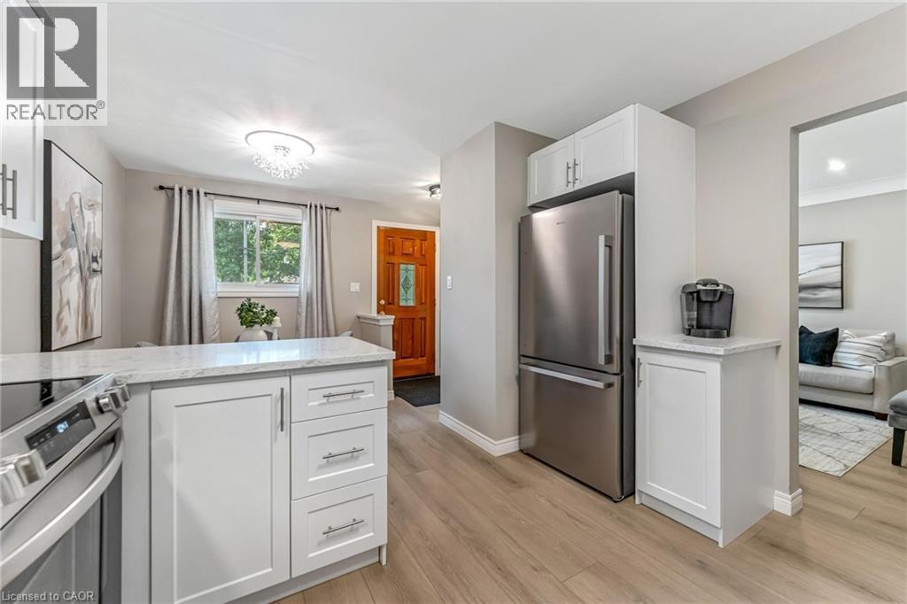 323 Hixon Road, Hamilton, Ontario  L8K 2C8 - Photo 10 - 40813871