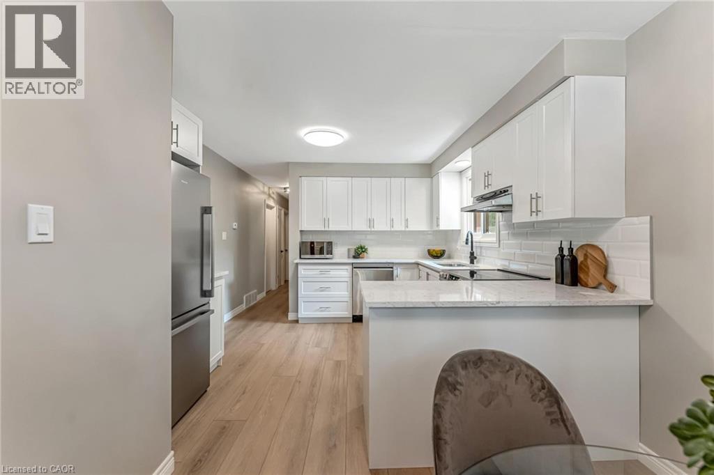 323 Hixon Road, Hamilton, Ontario  L8K 2C8 - Photo 11 - 40813871